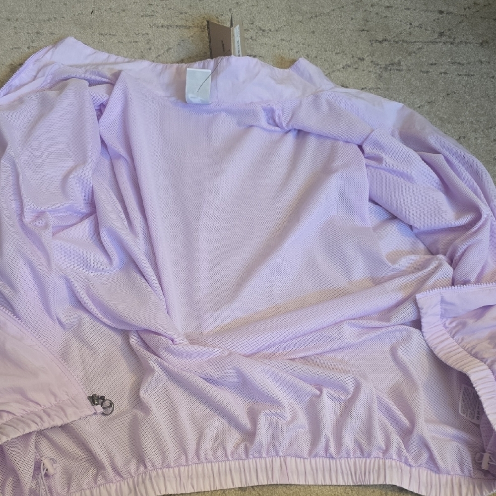 Nike Sportswear Essential Women's Oversized Woven Jacket, Size M, NWT - Picture 7 of 16
